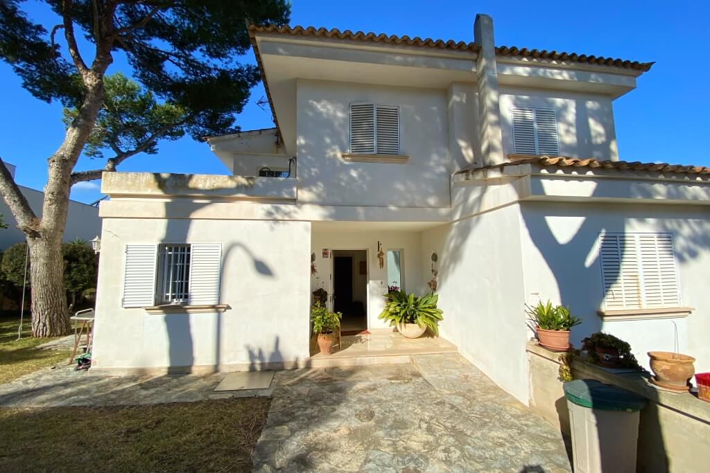 INVESTMENT VILLA SANTA PONSA – image 7
